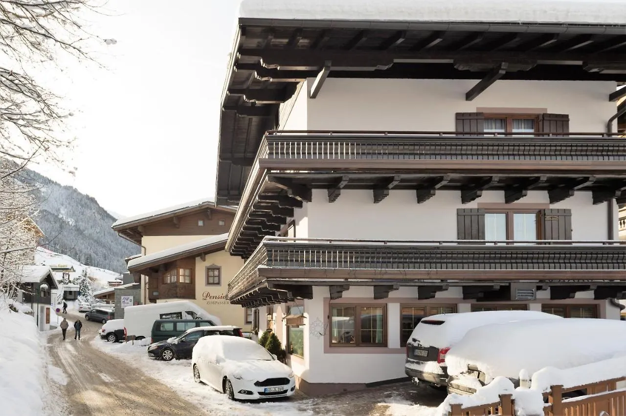Pension Hochtor Saalbach-Hinterglemm Gasthuis